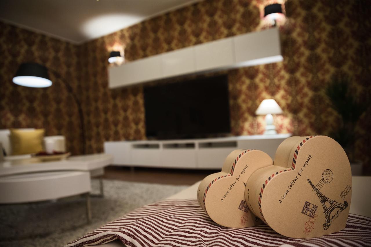 Penthouse Orhideea Aparthotel Bukarest Exteriör bild