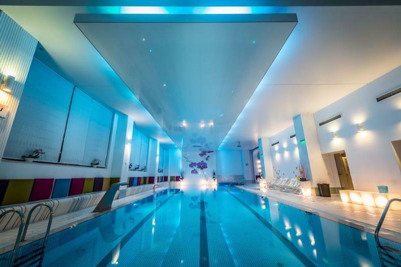 Penthouse Orhideea Aparthotel Bukarest Exteriör bild