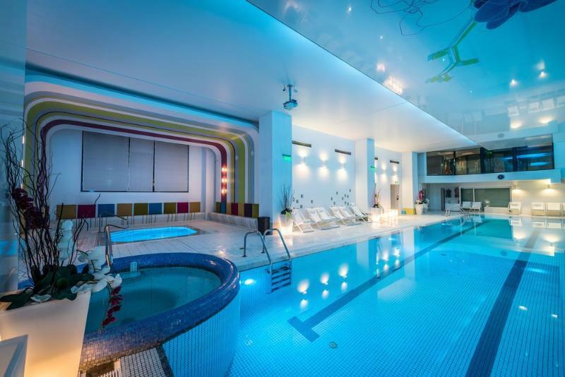 Penthouse Orhideea Aparthotel Bukarest Exteriör bild