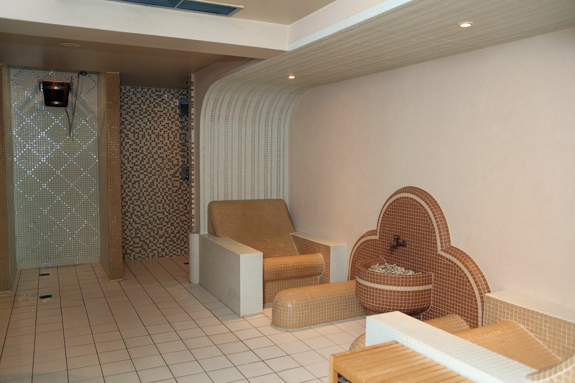 Penthouse Orhideea Aparthotel Bukarest Exteriör bild