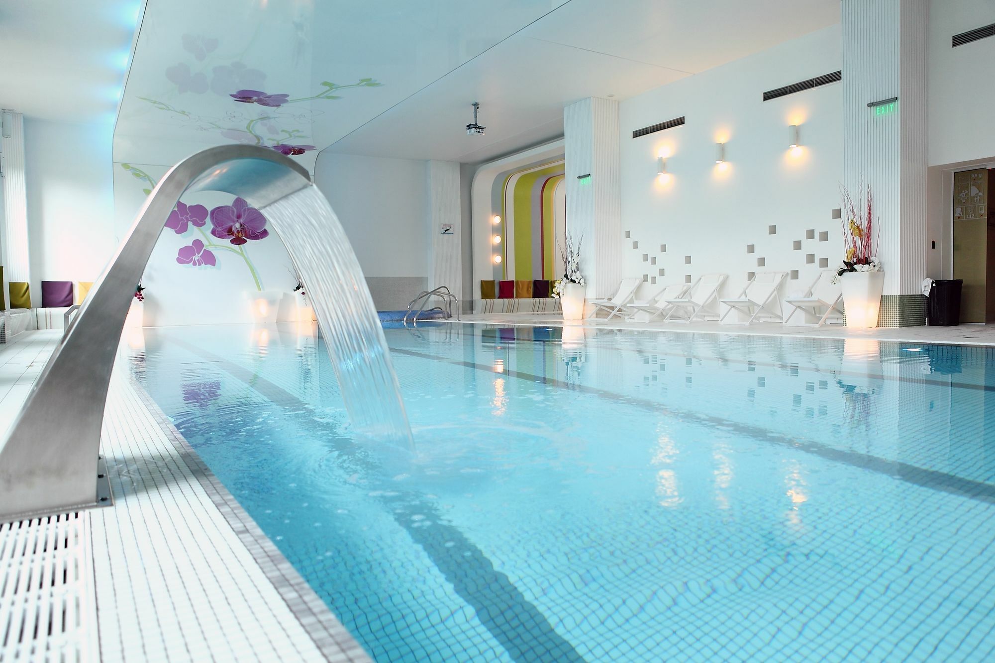 Penthouse Orhideea Aparthotel Bukarest Exteriör bild