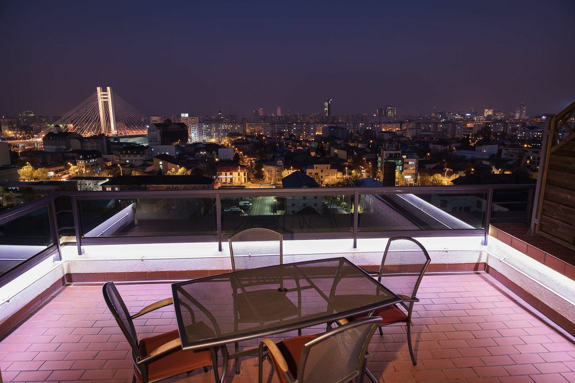 Penthouse Orhideea Aparthotel Bukarest Exteriör bild